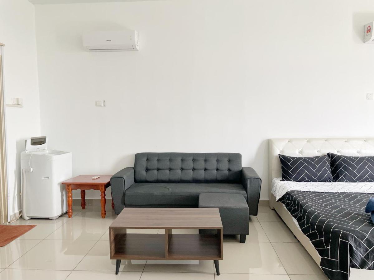 Palazio Serviced In Mount Austin Near Aeon Ikea Toppen Hsi Apartment
