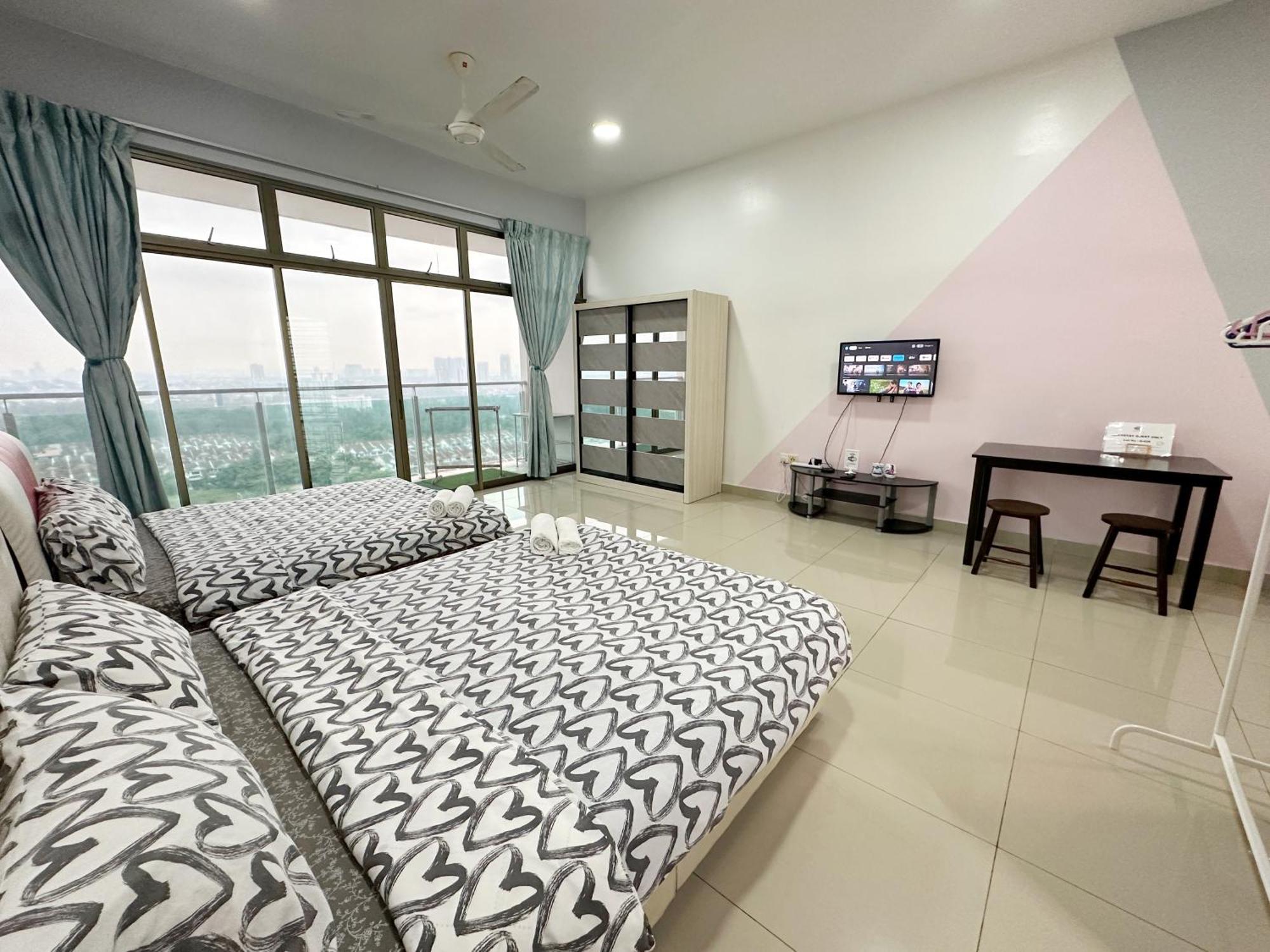 Palazio Serviced In Mount Austin Near Aeon Ikea Toppen Hsi Johor Bahru