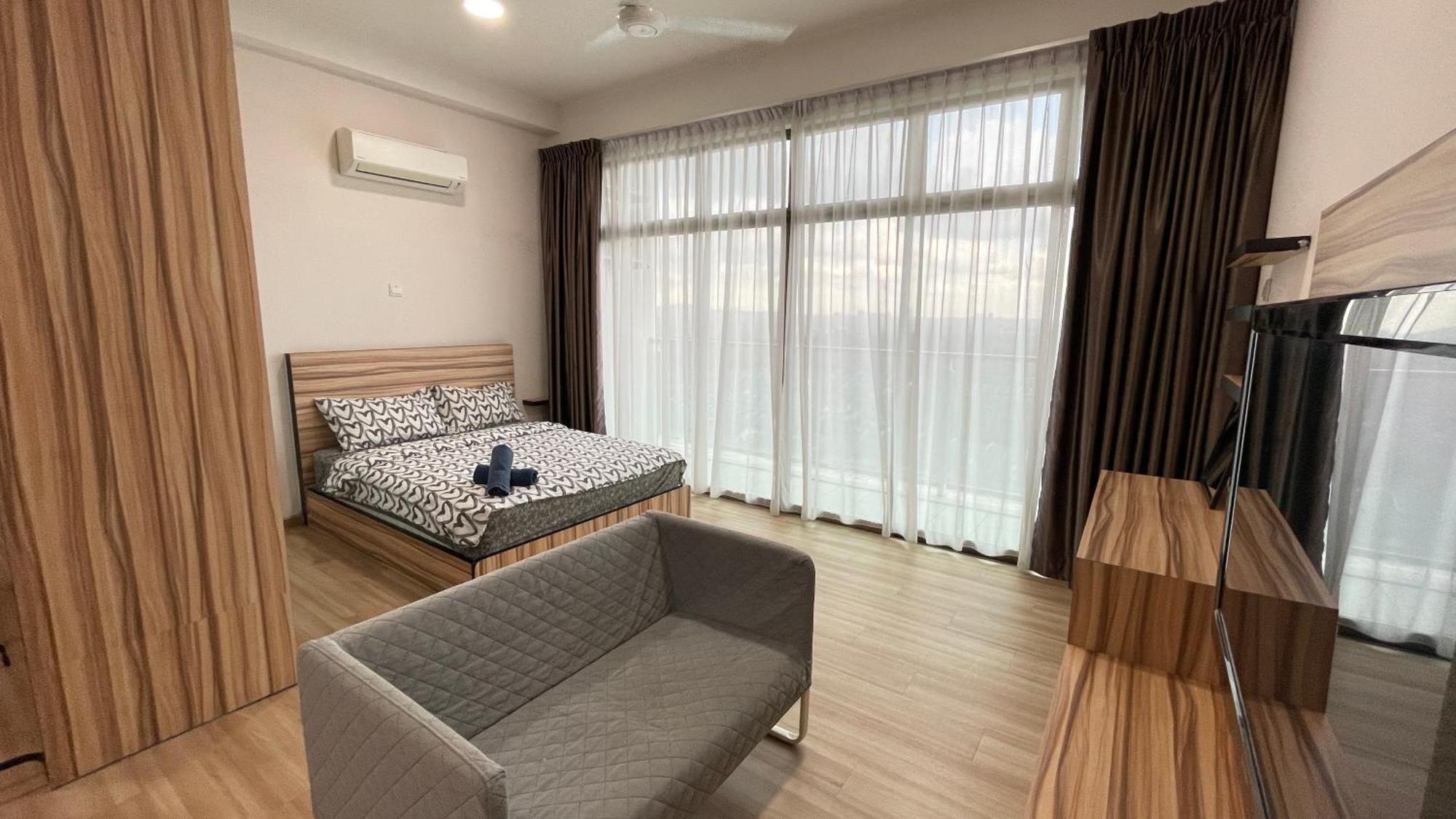 Apartment Palazio Serviced In Mount Austin Near Aeon Ikea Toppen Hsi Johor Bahru