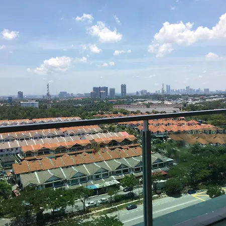Palazio Serviced Apartment In Mount Austin Near Aeon Ikea Toppen Hsi Johor Bahru Exterior photo